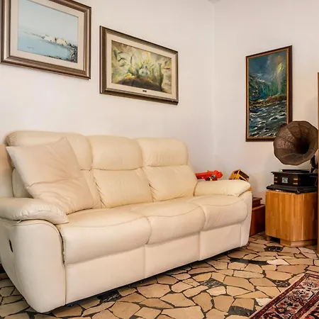 Re 1 Apartamento Trento