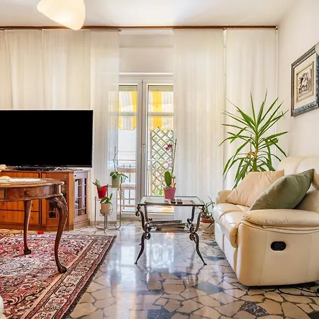 Apartment Re 1 *
