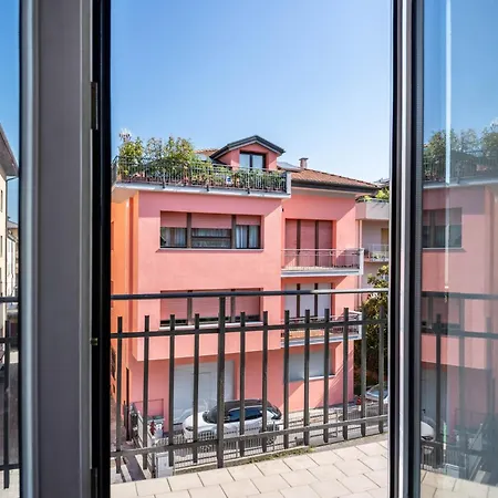 Apartment Re 1 *