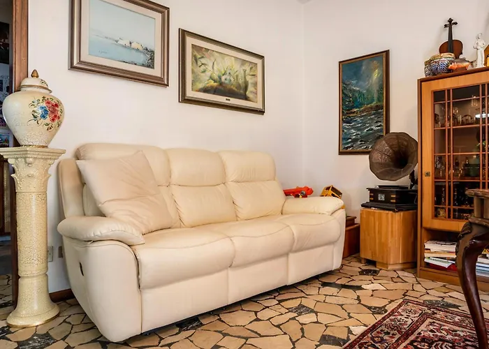 Re 1 Apartamento Trento